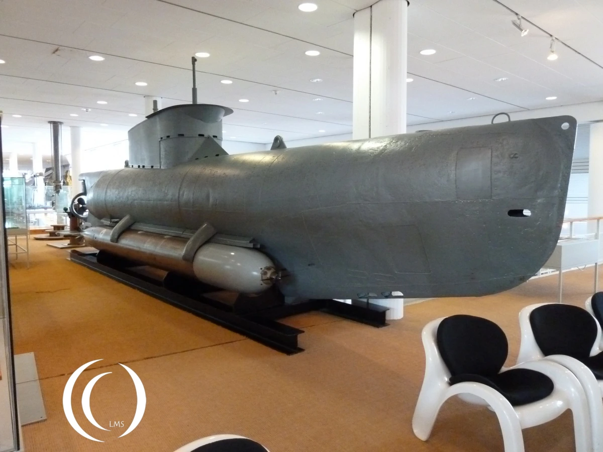 Seehund Klein U-Boot from the Kriegsmarine - Maritime Museum Bremerhaven